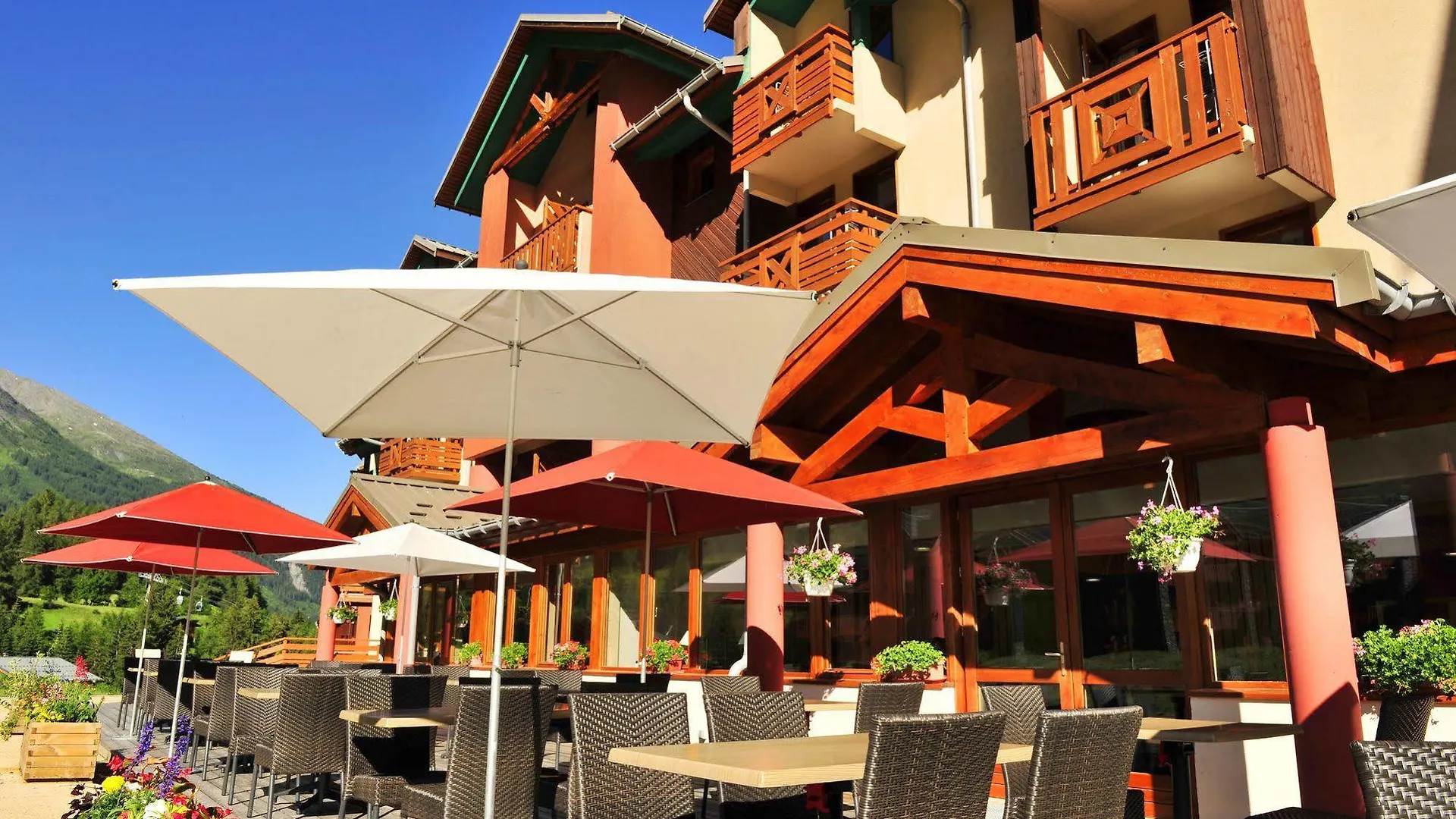 Village Club Mileade Val Cenis Lanslevillard Hotel